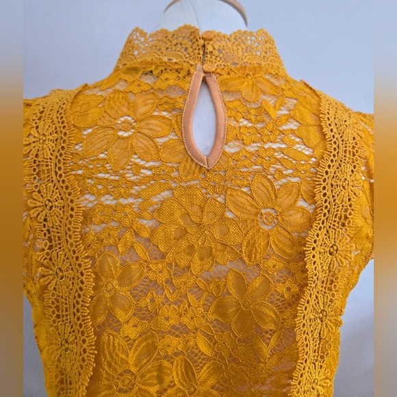 BOHO Lace Top - Picture 4 of 8